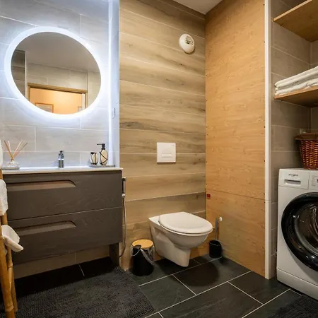 Le Scandinave ~ Balcon ~ Digital Nomade Apartment